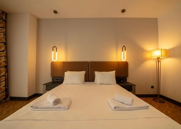 V Center Hotel